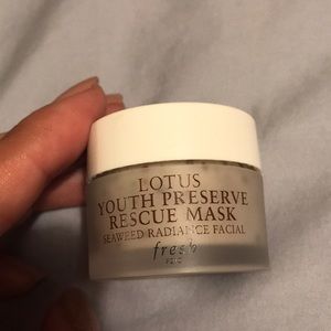 New Fresh Lotus Youth Preserve Rescue Mask